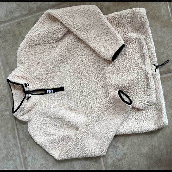 ❤️PINK Victoria’s Secret❤️ Sherpa Quarter Zip - Picture 3 of 11